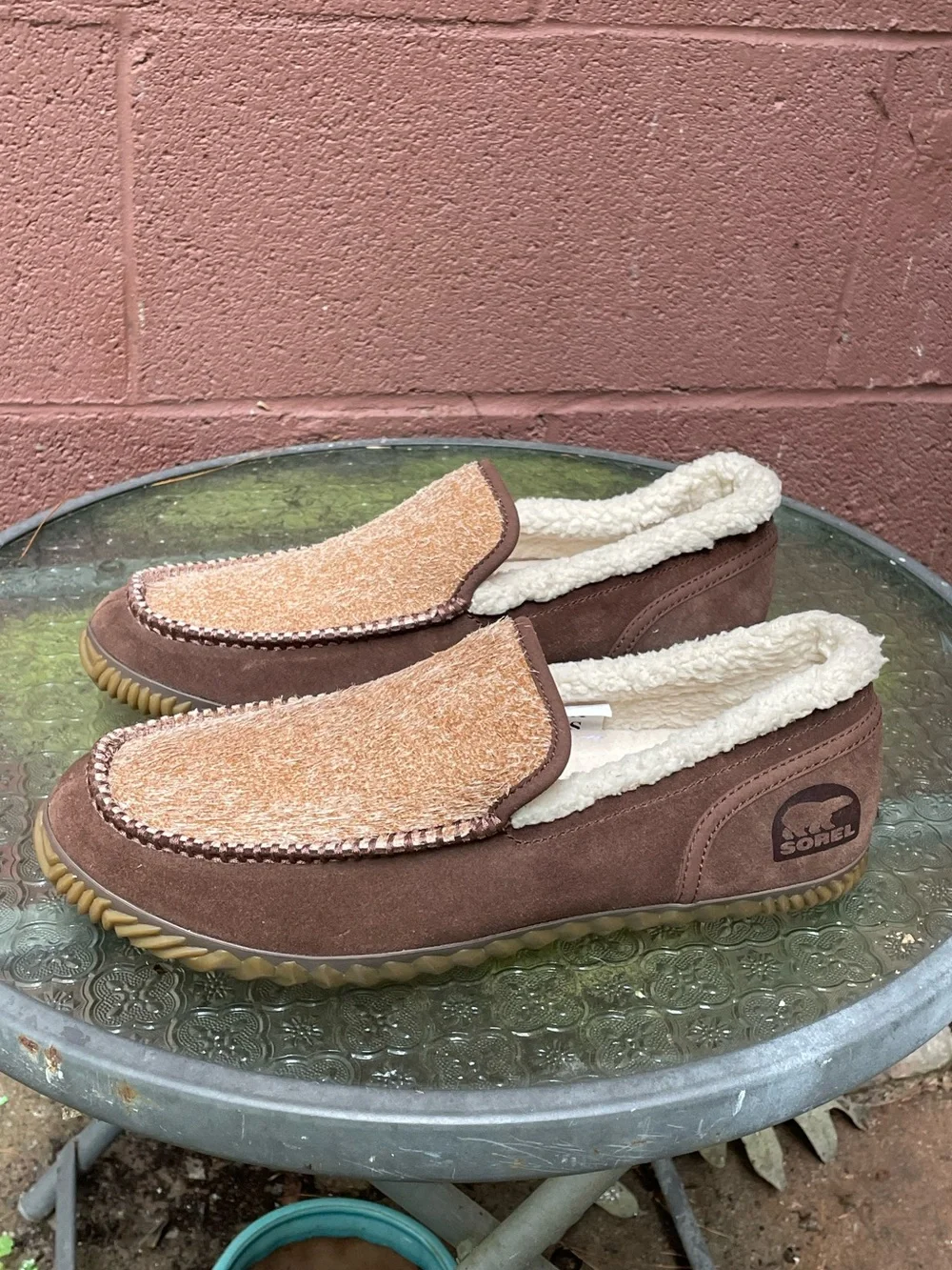 New SOREL DUDE MOC Slipper Size 9